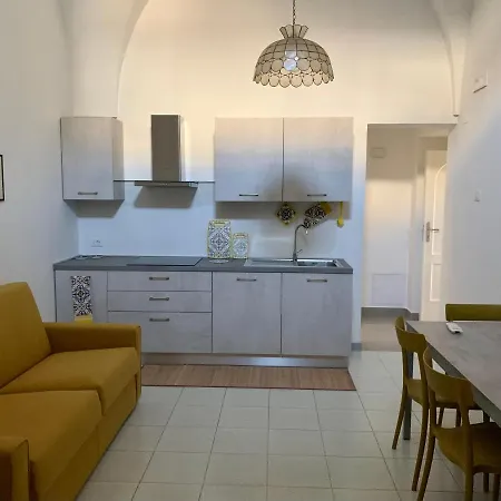 Nyaraló Intermezzo 2 - Located In The Center Of Salento Equidistant From The 2 Seas